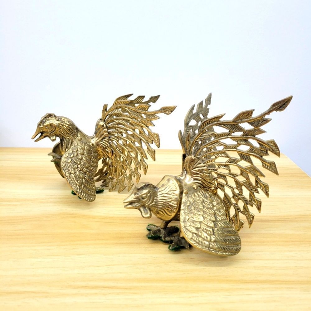 Vintage Solid Brass Pair of Fighting Cockerals Chicken Rooster Figurines